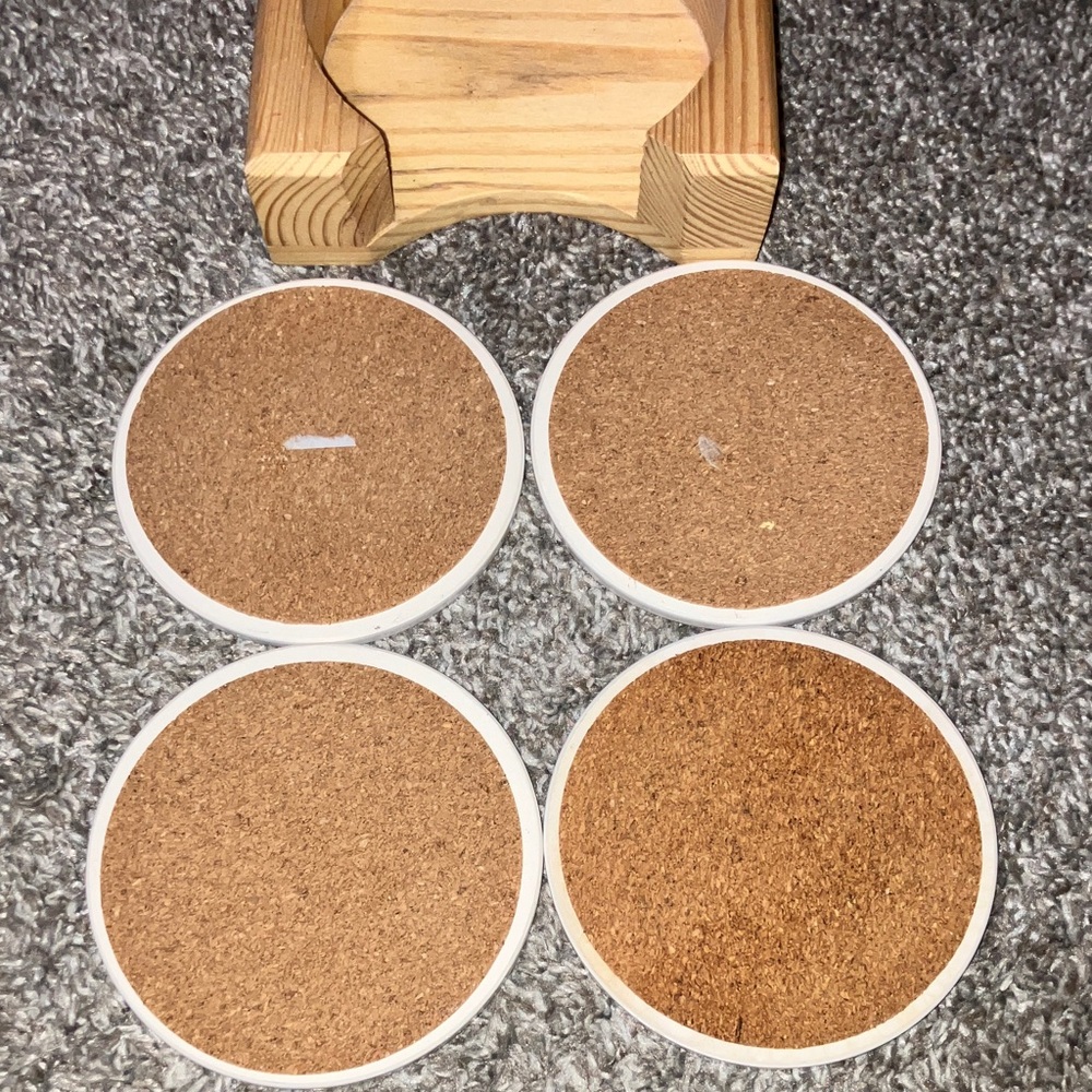 Alaska Scenic Round Ceramic Coasters Set of 4 With Wood Holder - Picture 3 of 6